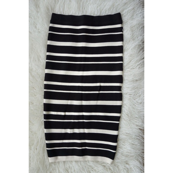 Olivaceous blk & White striped two piece skirt set - Picture 5 of 5